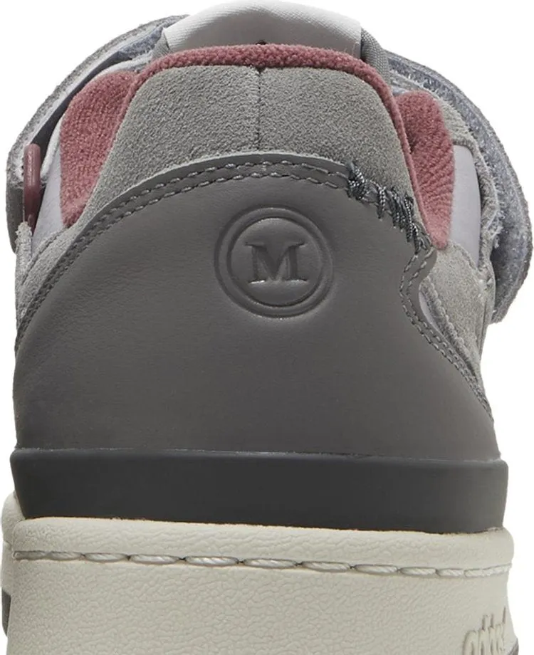 Adidas Home Alone 2 x Forum 84 Low 'Pigeon Lady' sneakers, gray