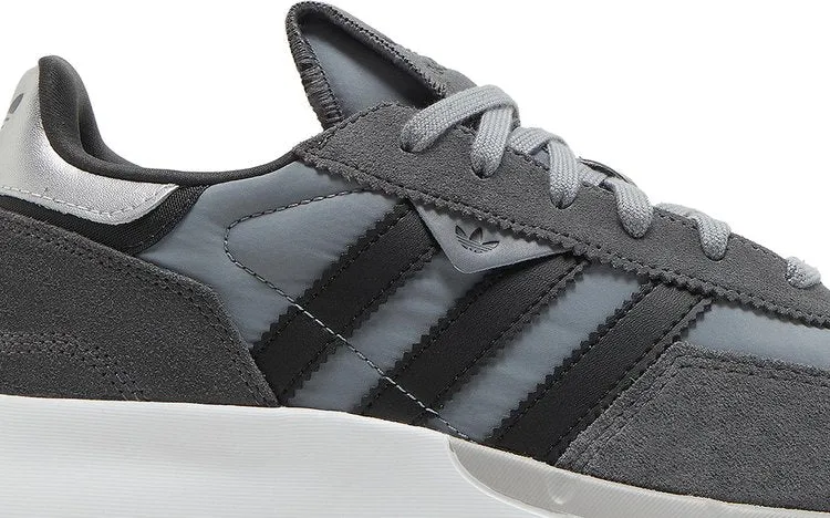Adidas Retropy F2 'Grey Black' sneakers, gray