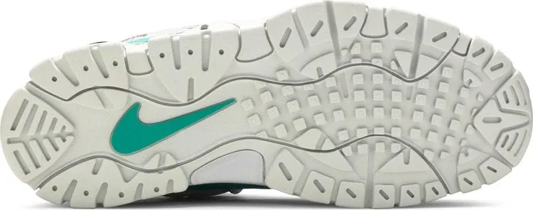 Nike Air Barrage Low 'Neptune Green', white