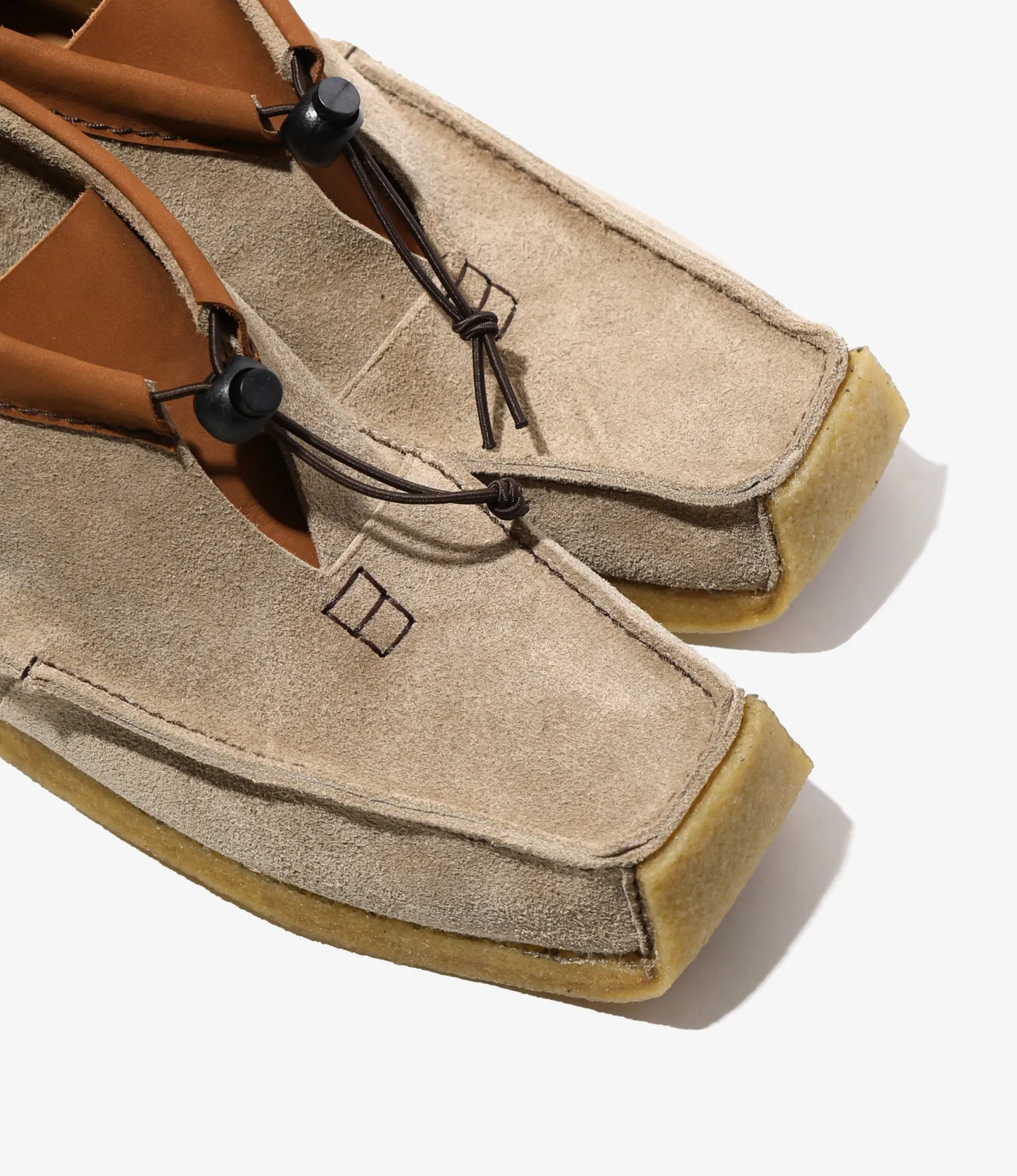 QR High Moccasin – Sand Suede